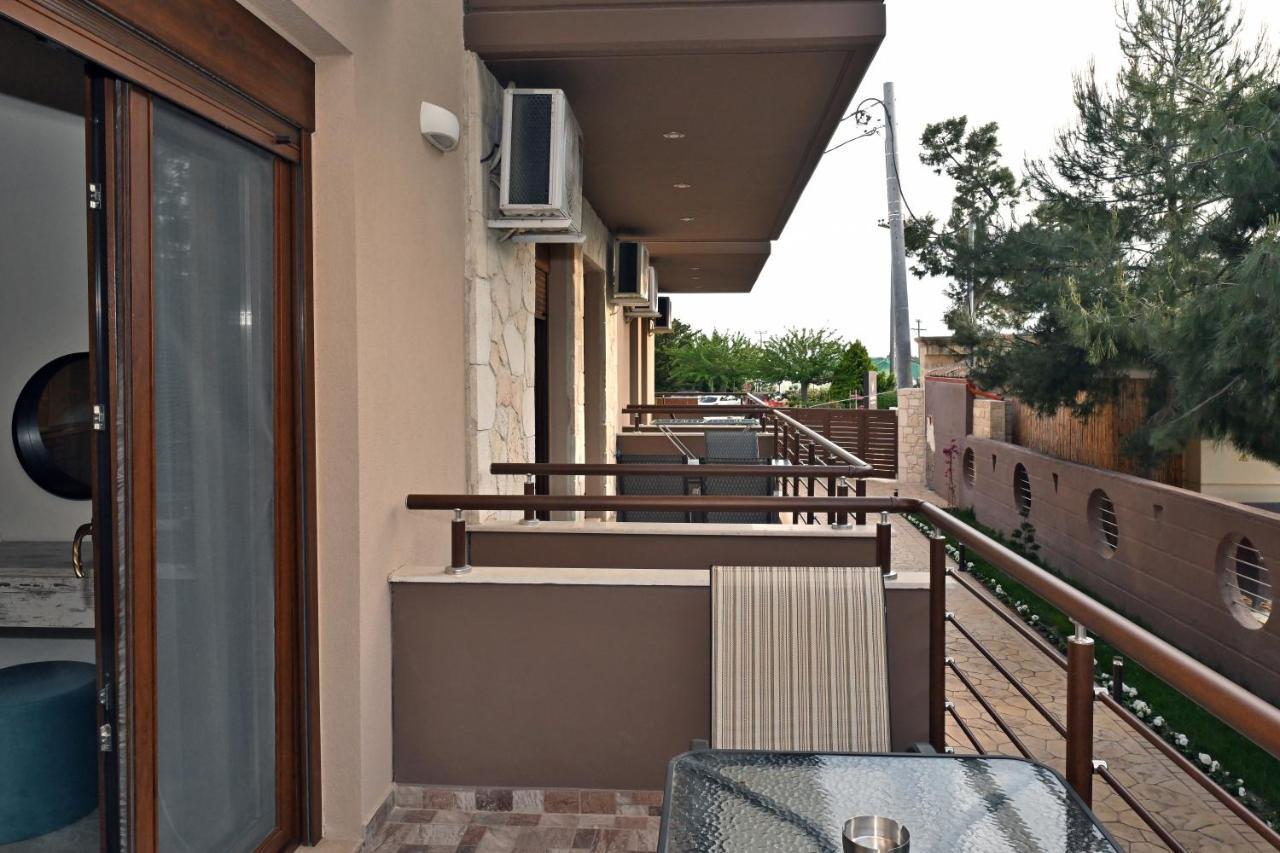 Sinodinos Deluxe Apartments Афитос Экстерьер фото